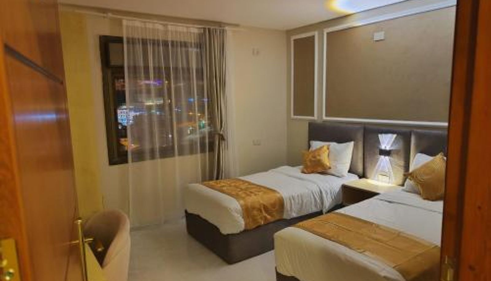 Info - Rakan ApartHotel and Luxury Rooms