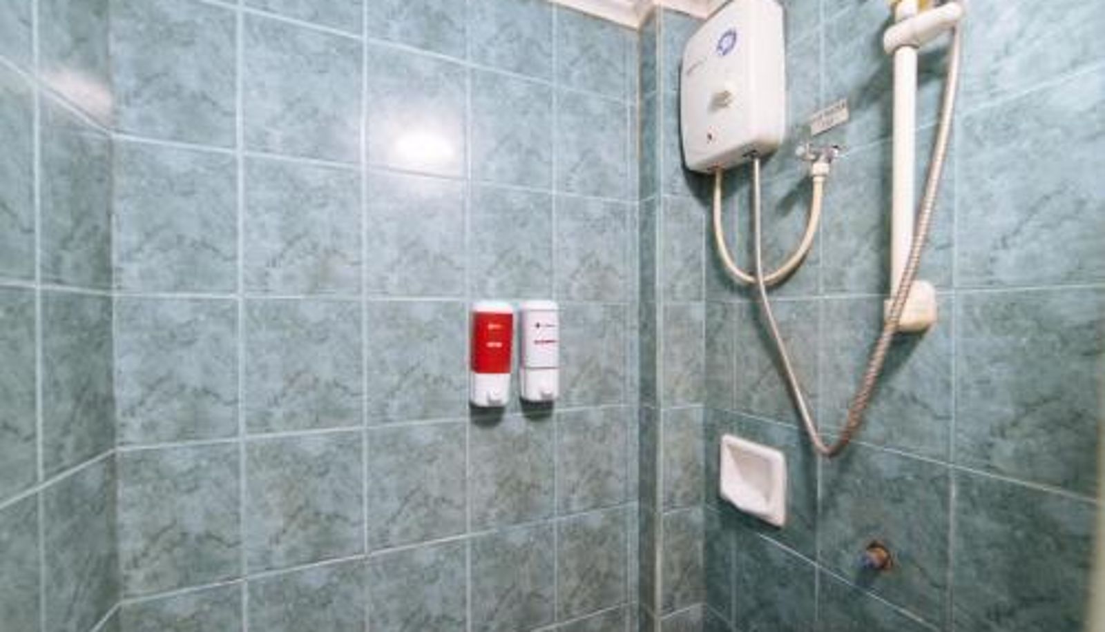 Room - RedDoorz @ Clarkview 21st Street Angeles City