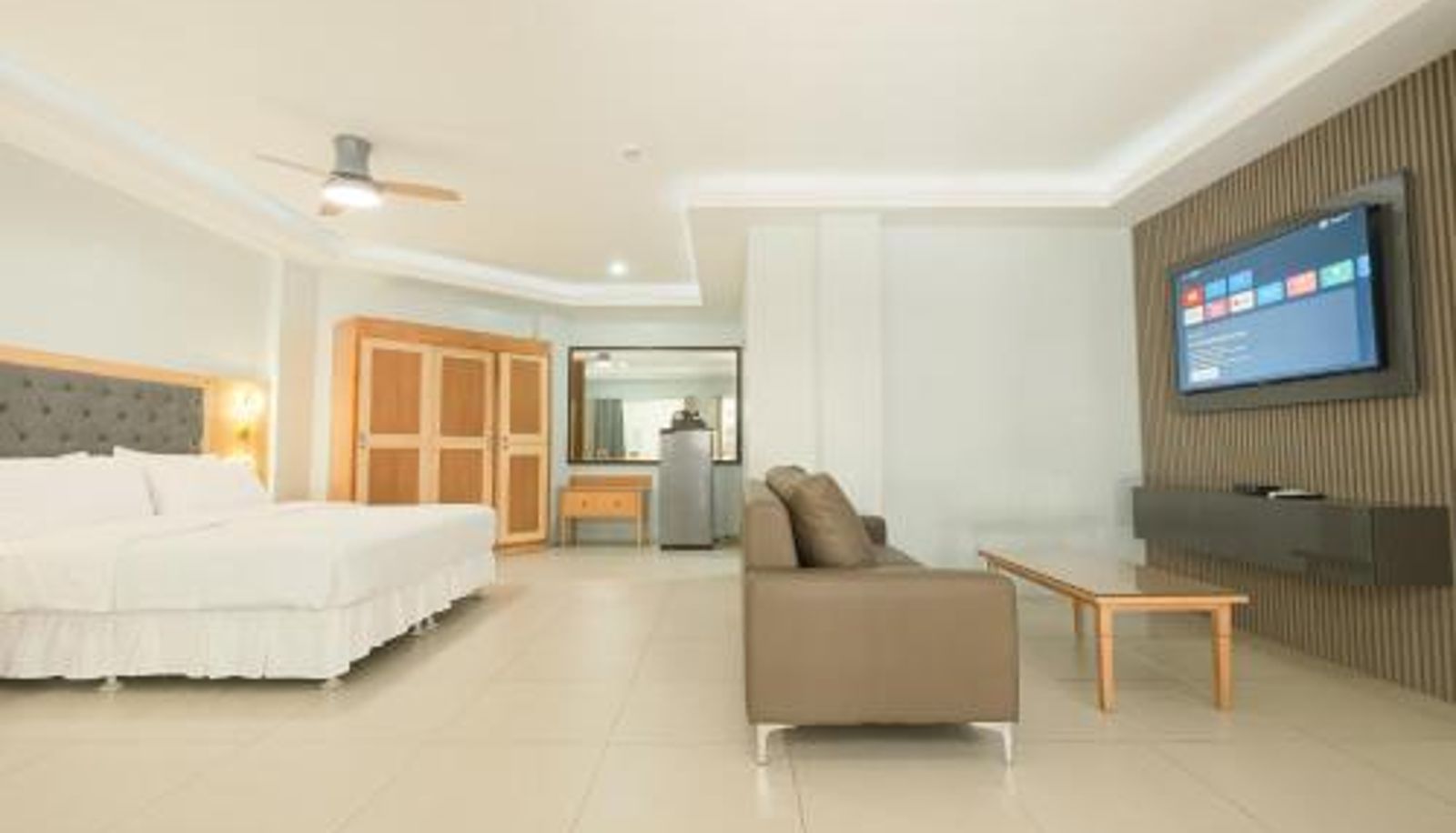 Suite - Orchid Inn