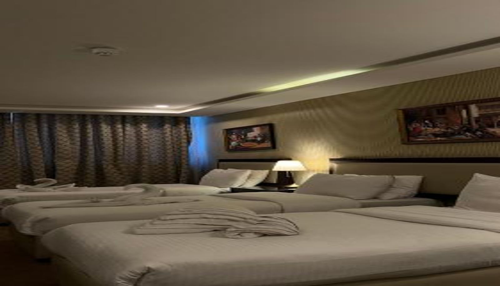Dreibettzimmer - Strand Hotel Jordan