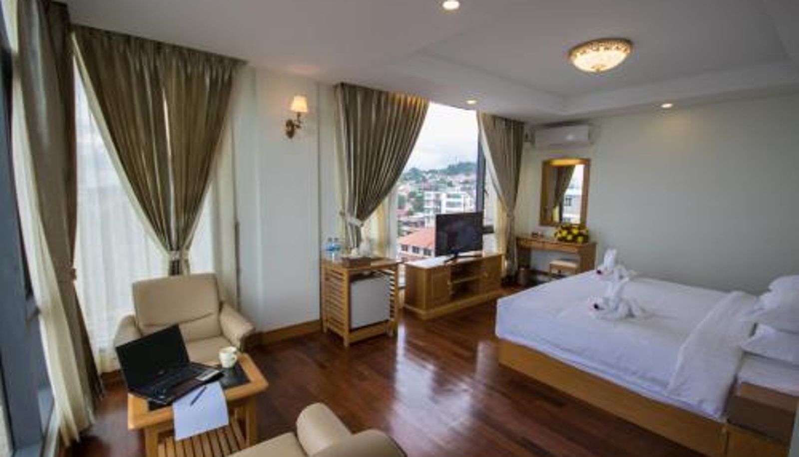 Info - Mountain Star Hotel