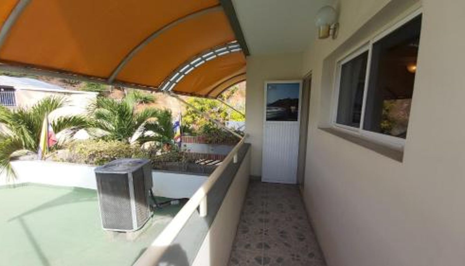 Info - HOTEL MUEVETE POR VARGAS