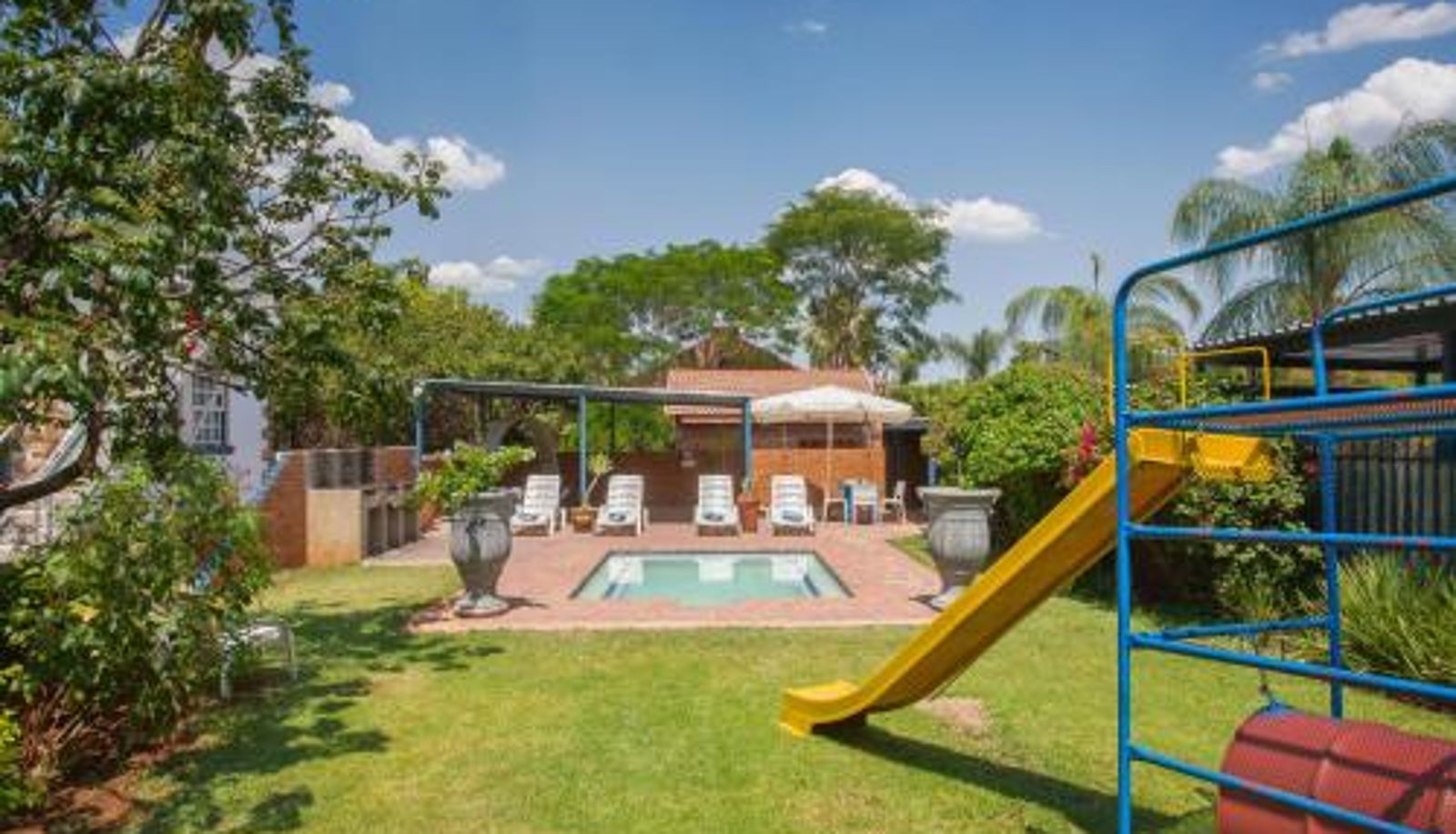 Pool - The Villa Manor & Spa Exclusive Escape