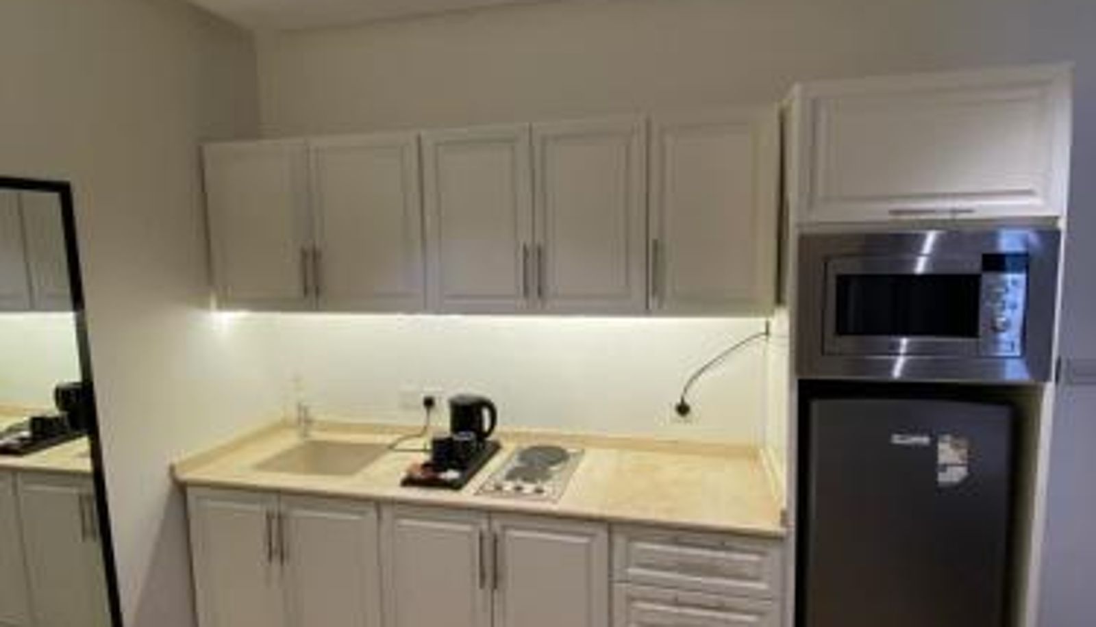 Suite - Hasanah Suites Serviced Apartment- شقق أجنحة حسنة للشقق المخدومة