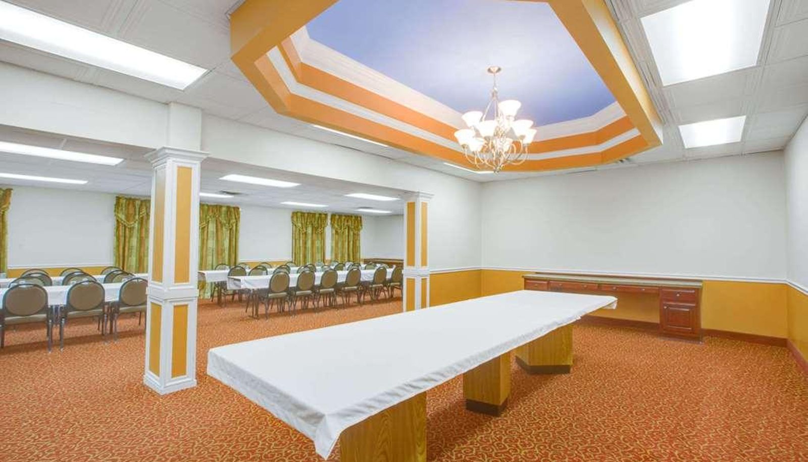 Konferenzraum - Days Inn by Wyndham Mount Hope