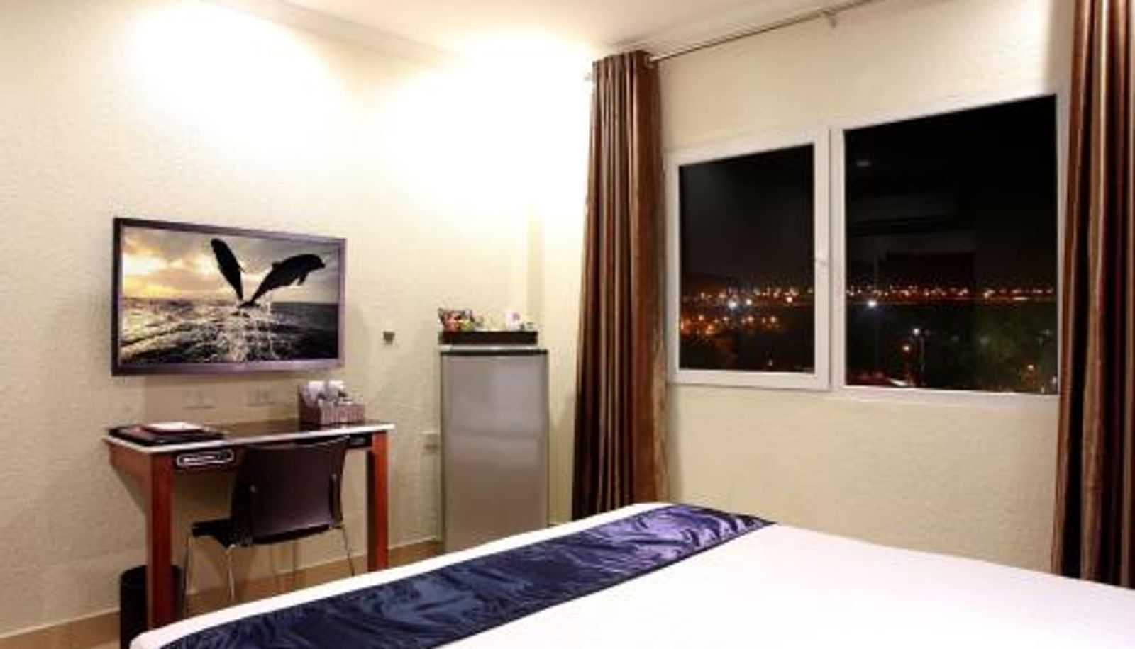 Kamer - Queens Hotel Angeles City