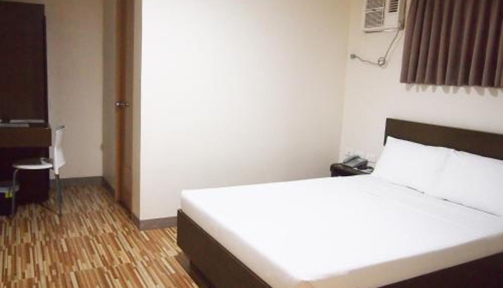 Kamer - Emerald Suites CDO