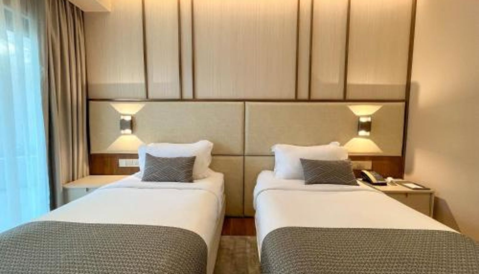 Standardzimmer - The Lake Hotel Tagaytay
