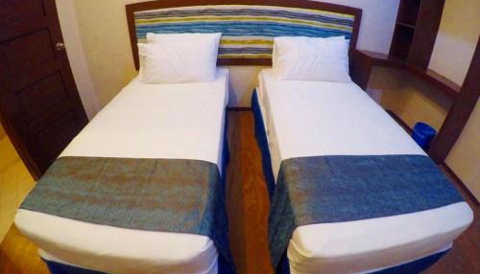 Información - Golden Gate Suites