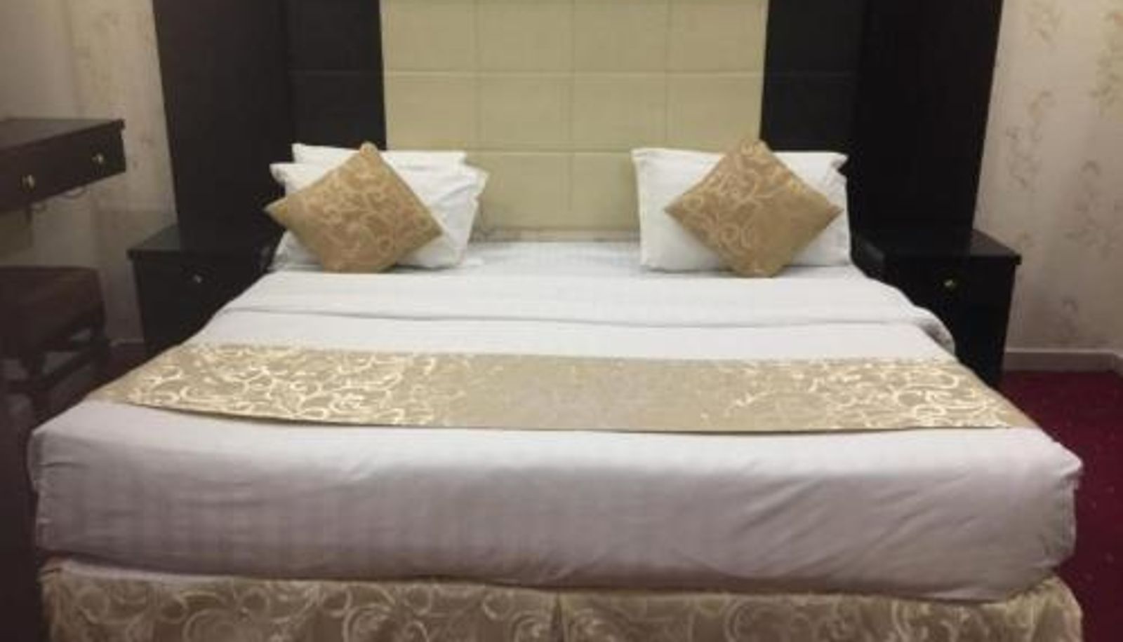Info - Quiet Rooms 2 Serviced Apartments
