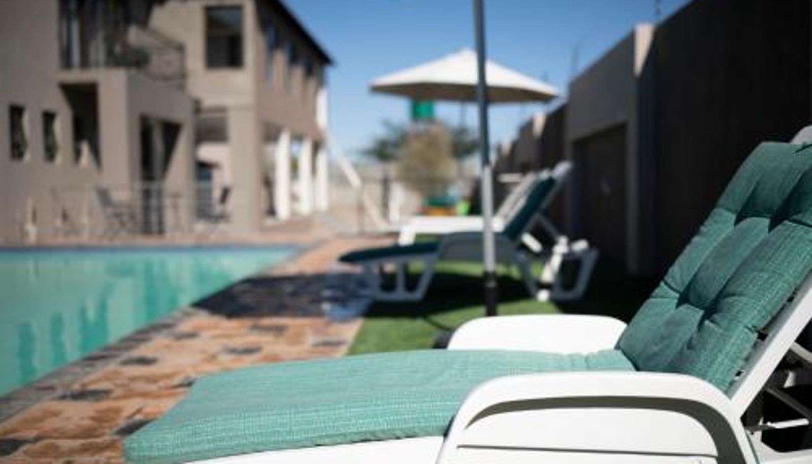 Piscina - Lefa Boutique Hotel