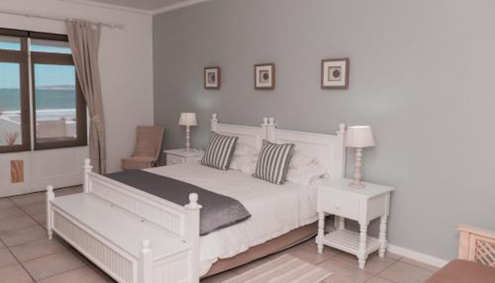 Family room - Paternoster Lodge