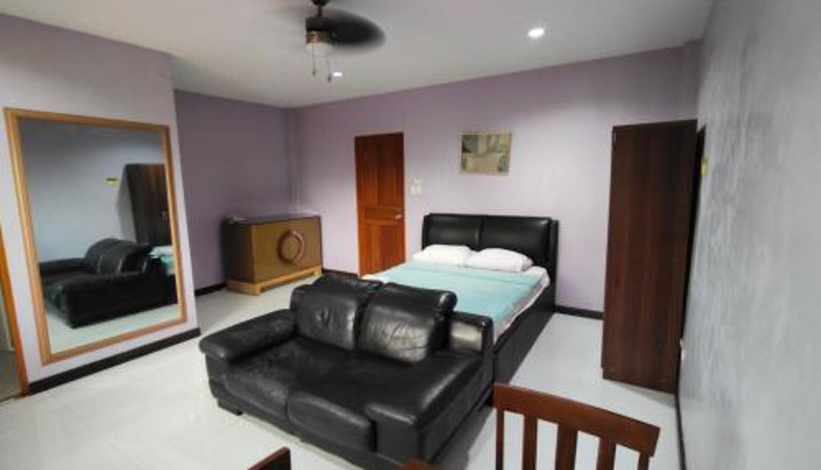 Zimmer - La Belladoza near NAIA T1 Airport