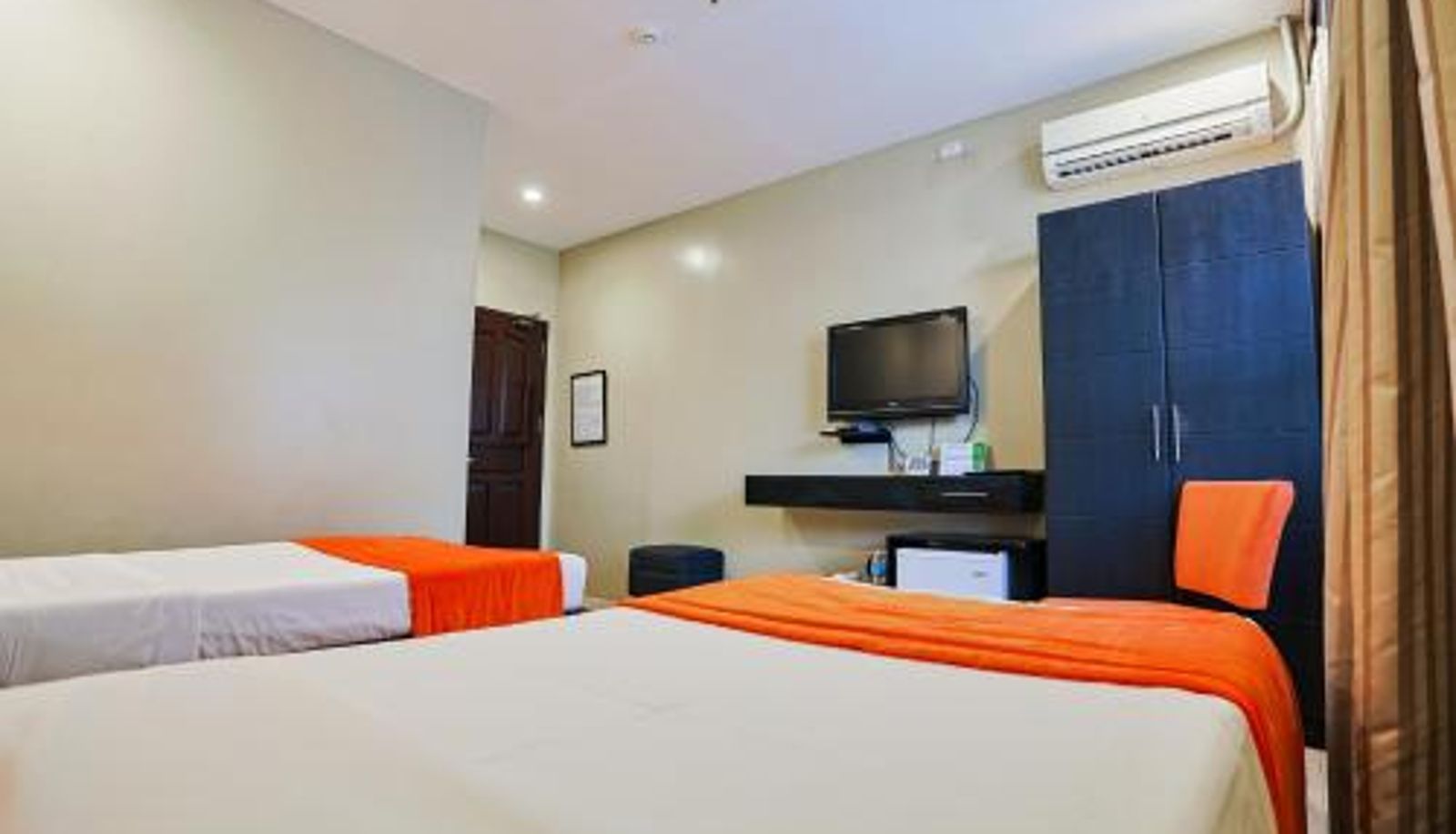 Info - Holiday Suites Puerto Princesa
