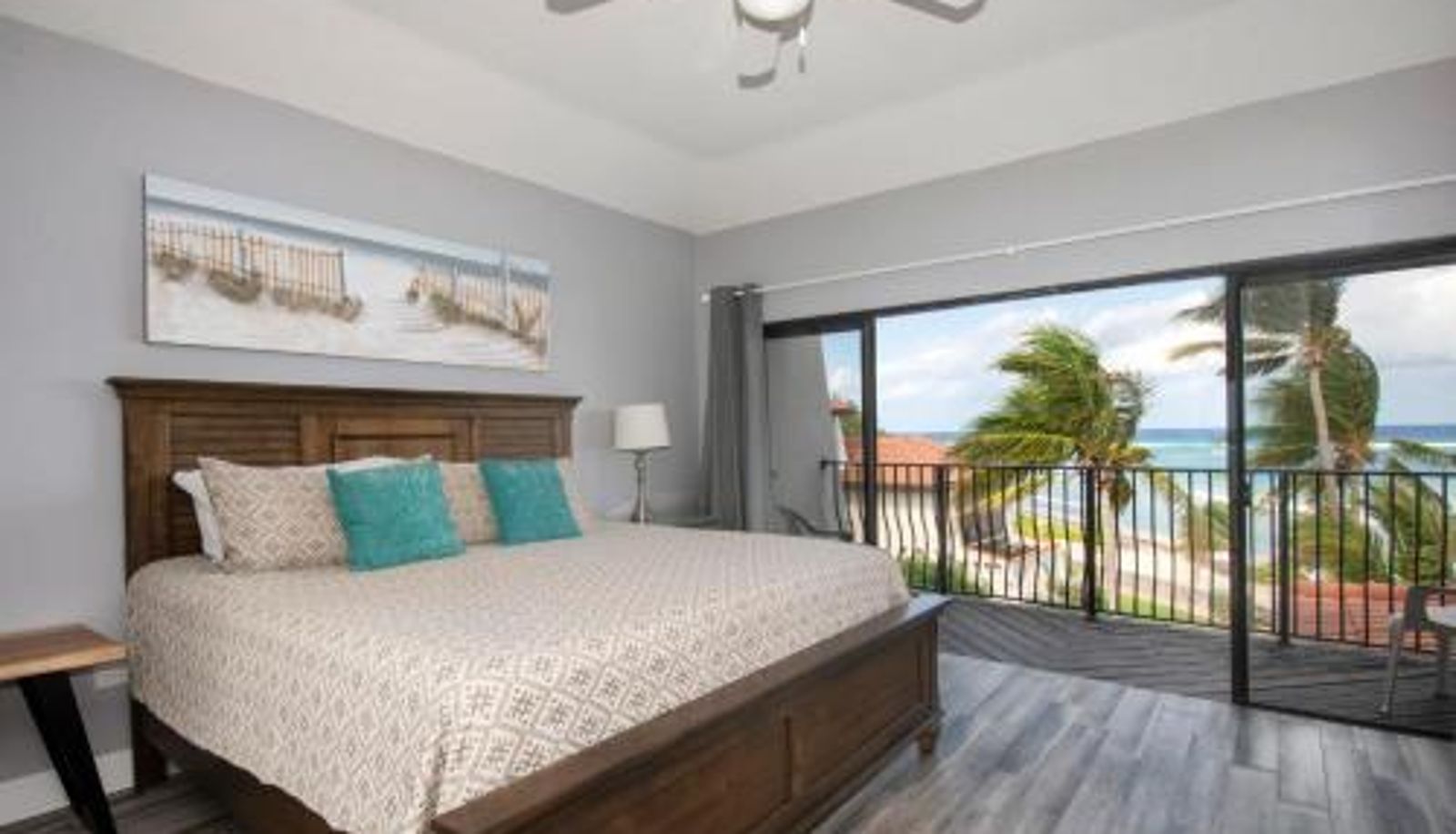 Standard room - Beach Living at Sunrise to Sunset Villa