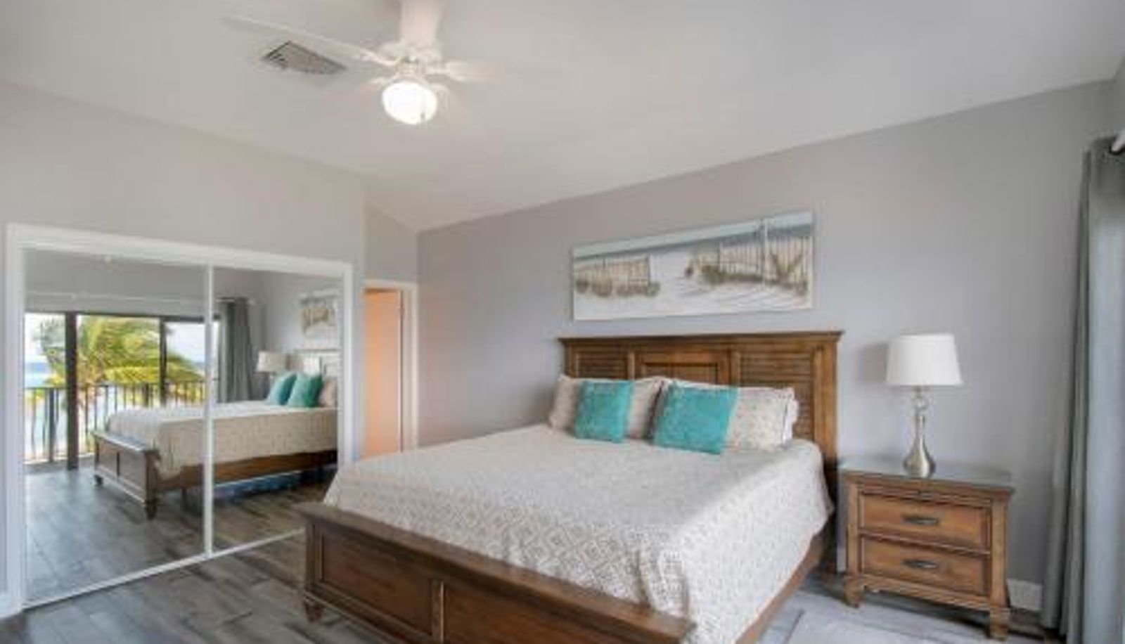Info - Beach Living at Sunrise to Sunset Villa