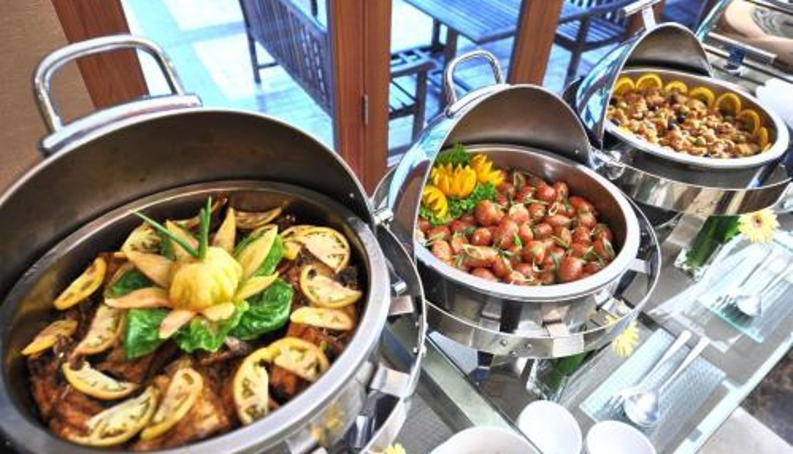 Info - The Avenue Plaza Hotel