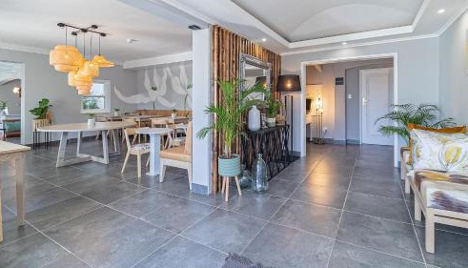 Bar - The Salene Hotel & Apartments