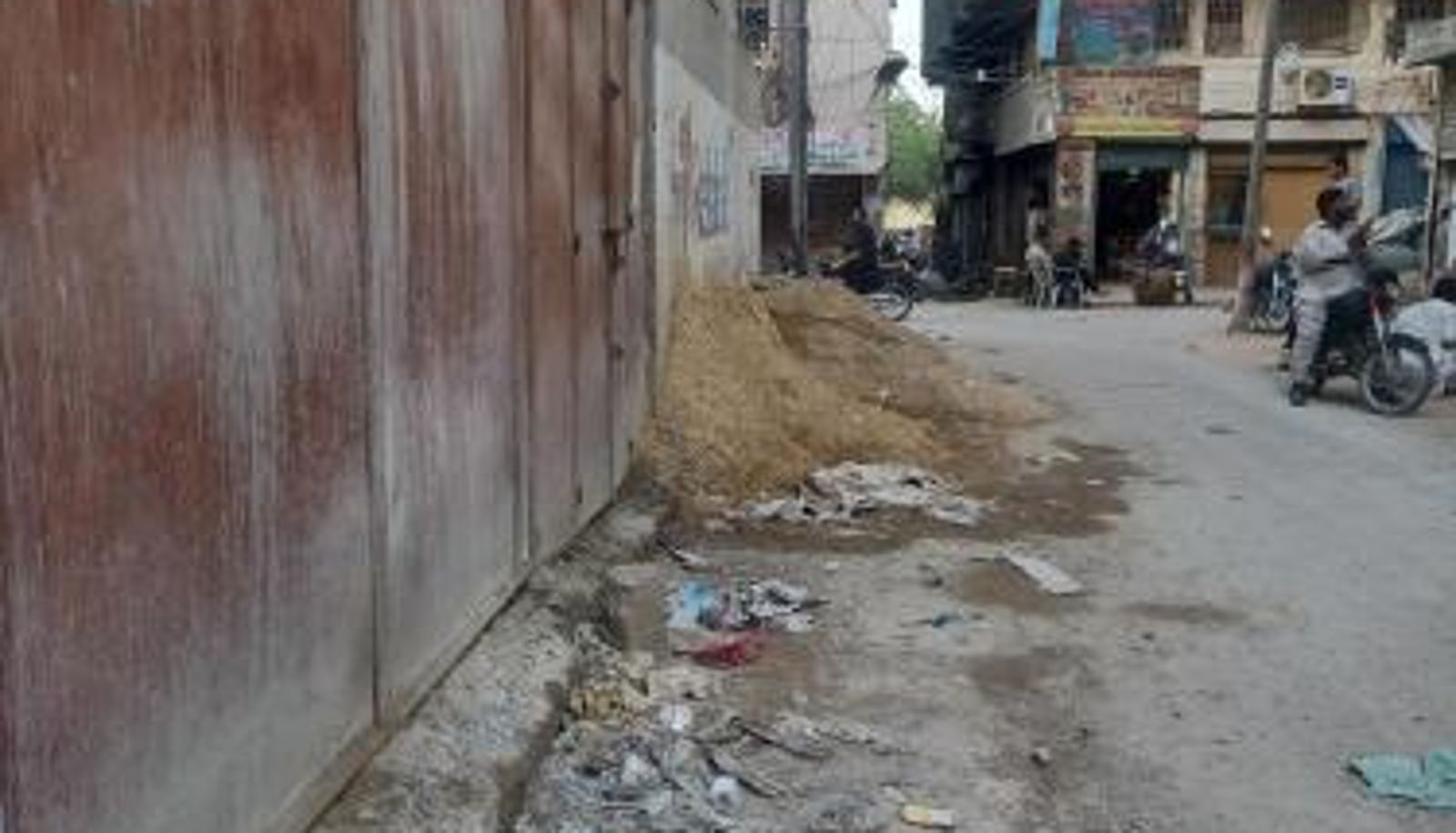 Info - New Hotel Couple In Karachi