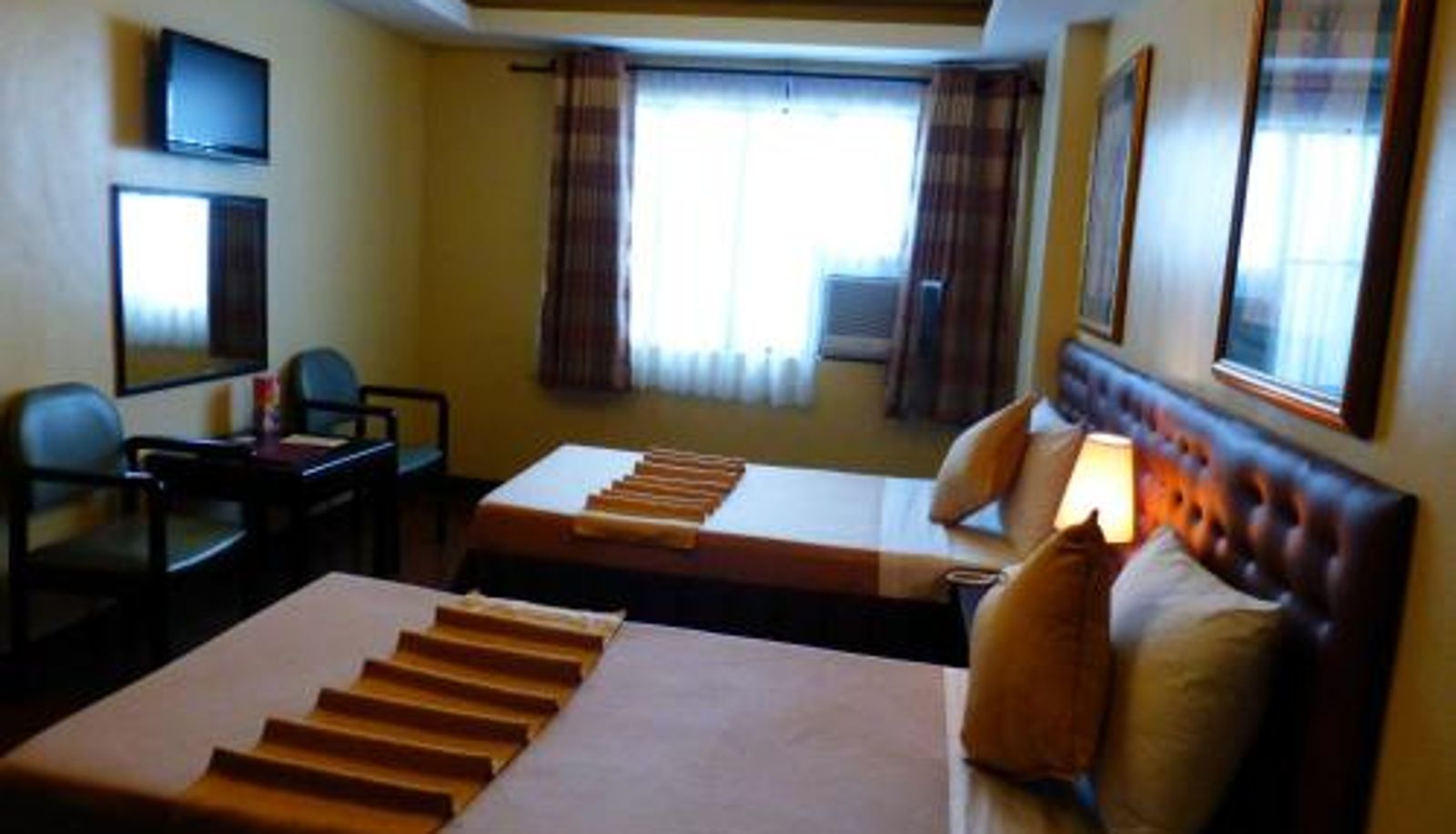 Kamer - Silver Oaks Suites & Hotel