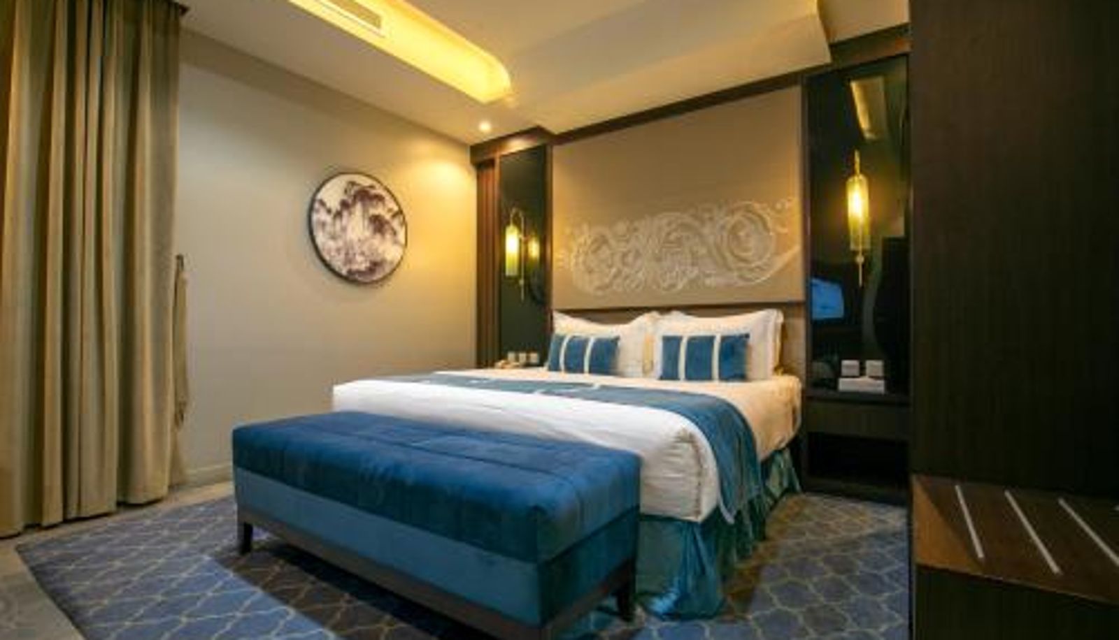 Suite - Royal Boutique Hotel
