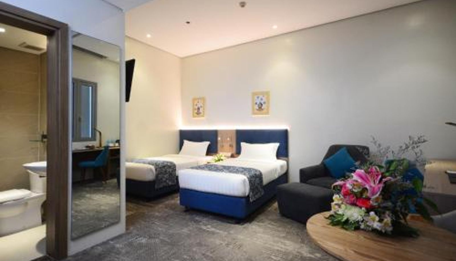 Room - Blue Lotus Hotel