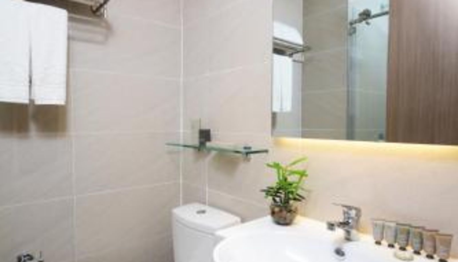 Badezimmer - Blue Lotus Hotel