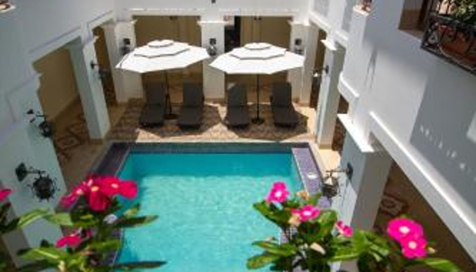 Info - GRAN HOTEL VICTORIA