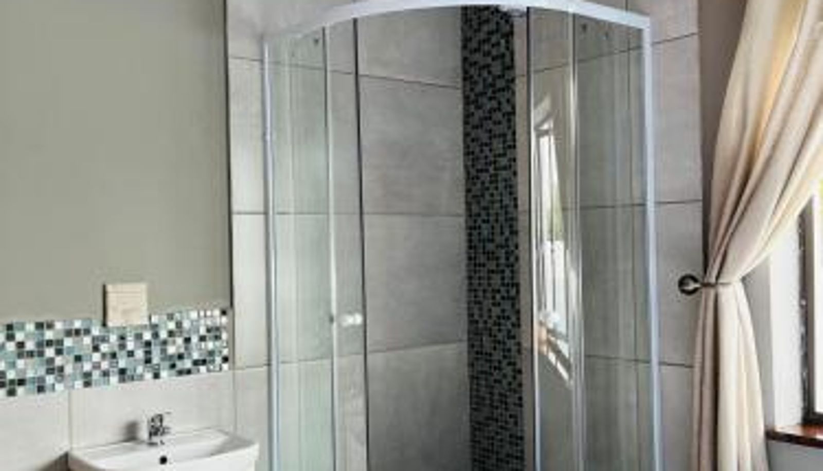 Bathroom - Abecor Hotel
