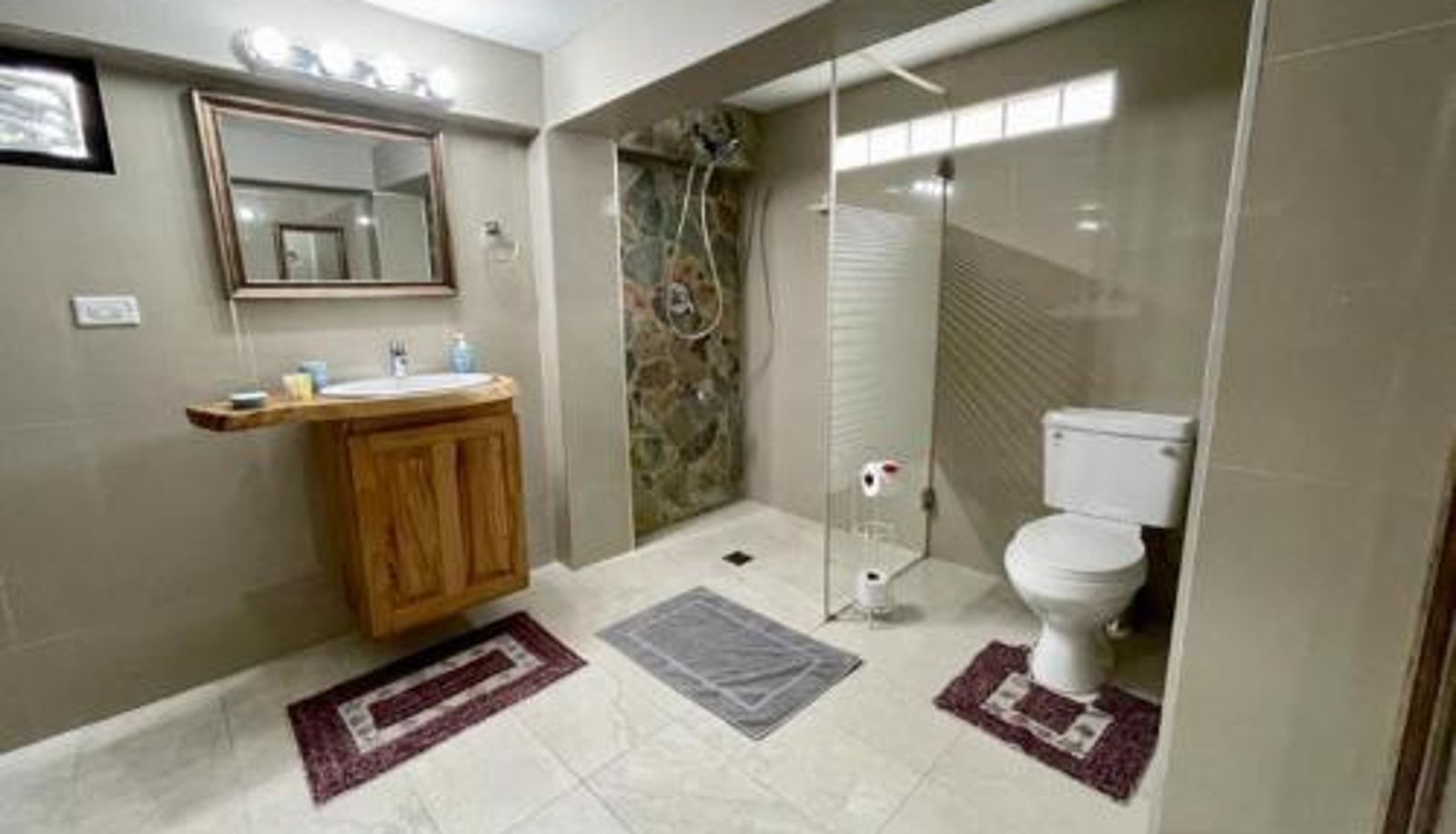 Standard room - Castara Inn