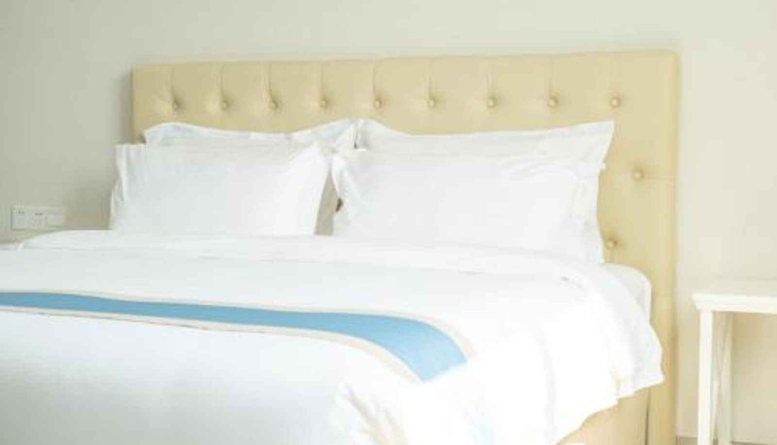 Info - Hampton Suites