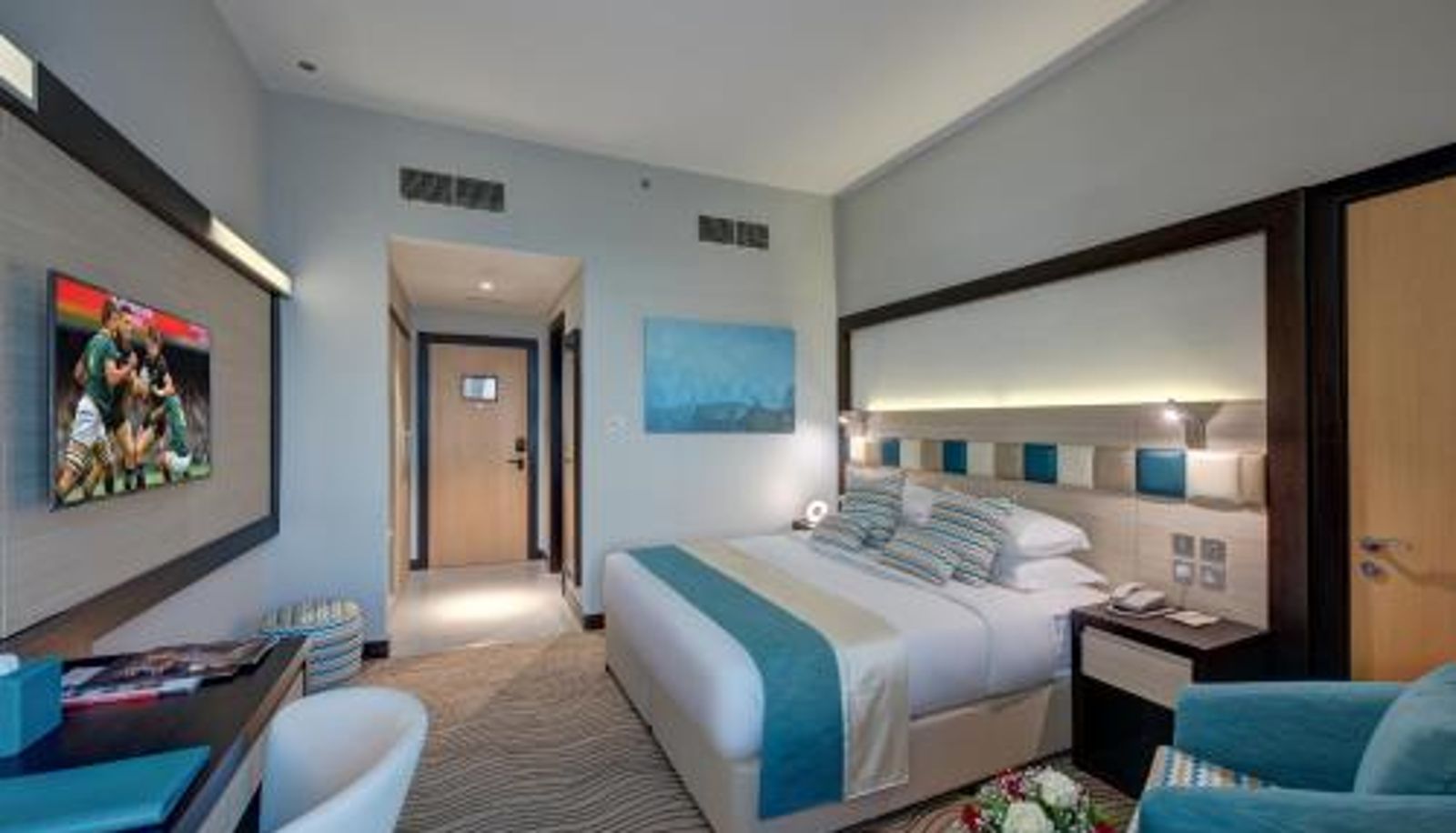 Room - City Avenue Hotel