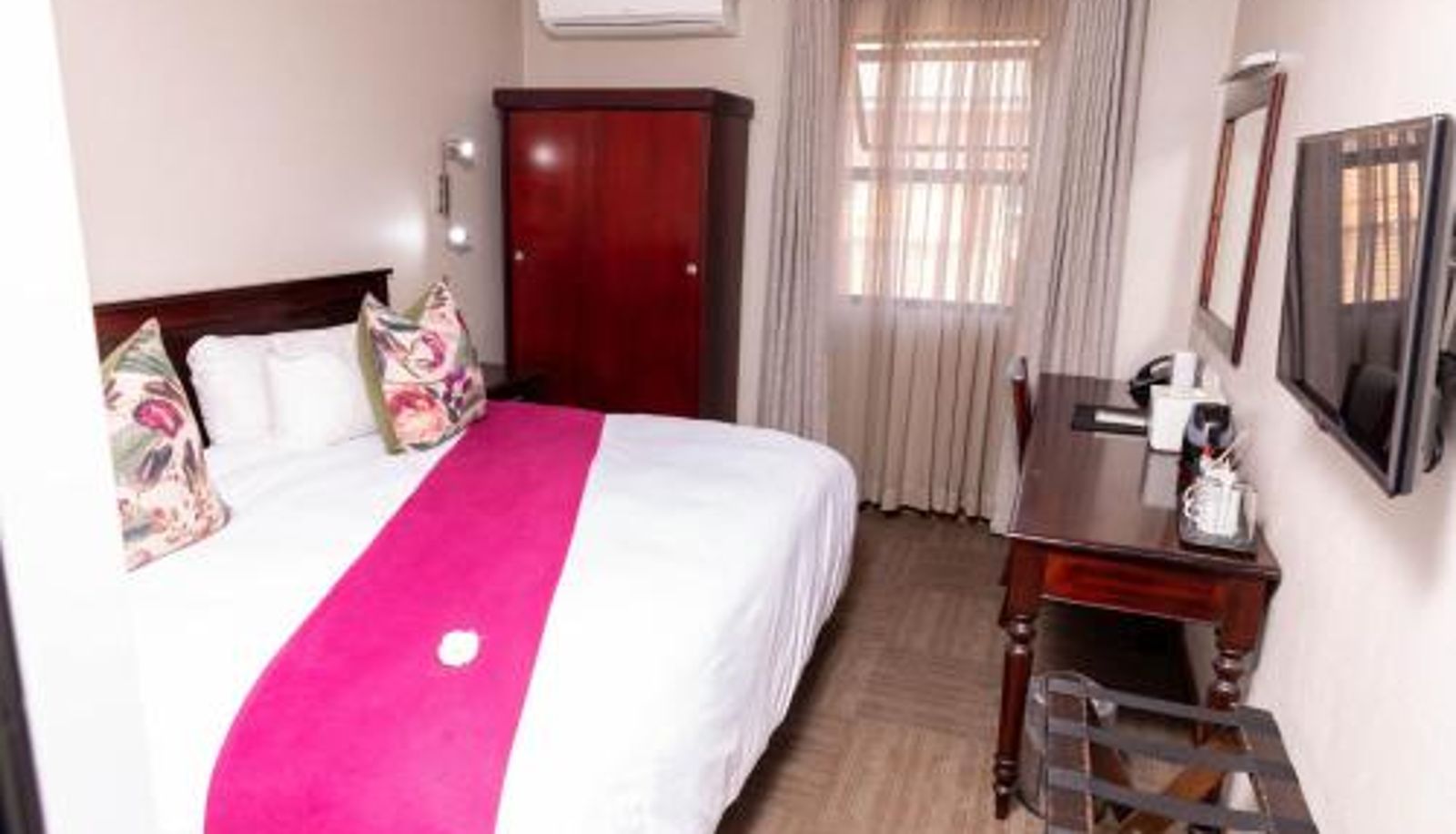 Family room - Hotel 247 @ White River