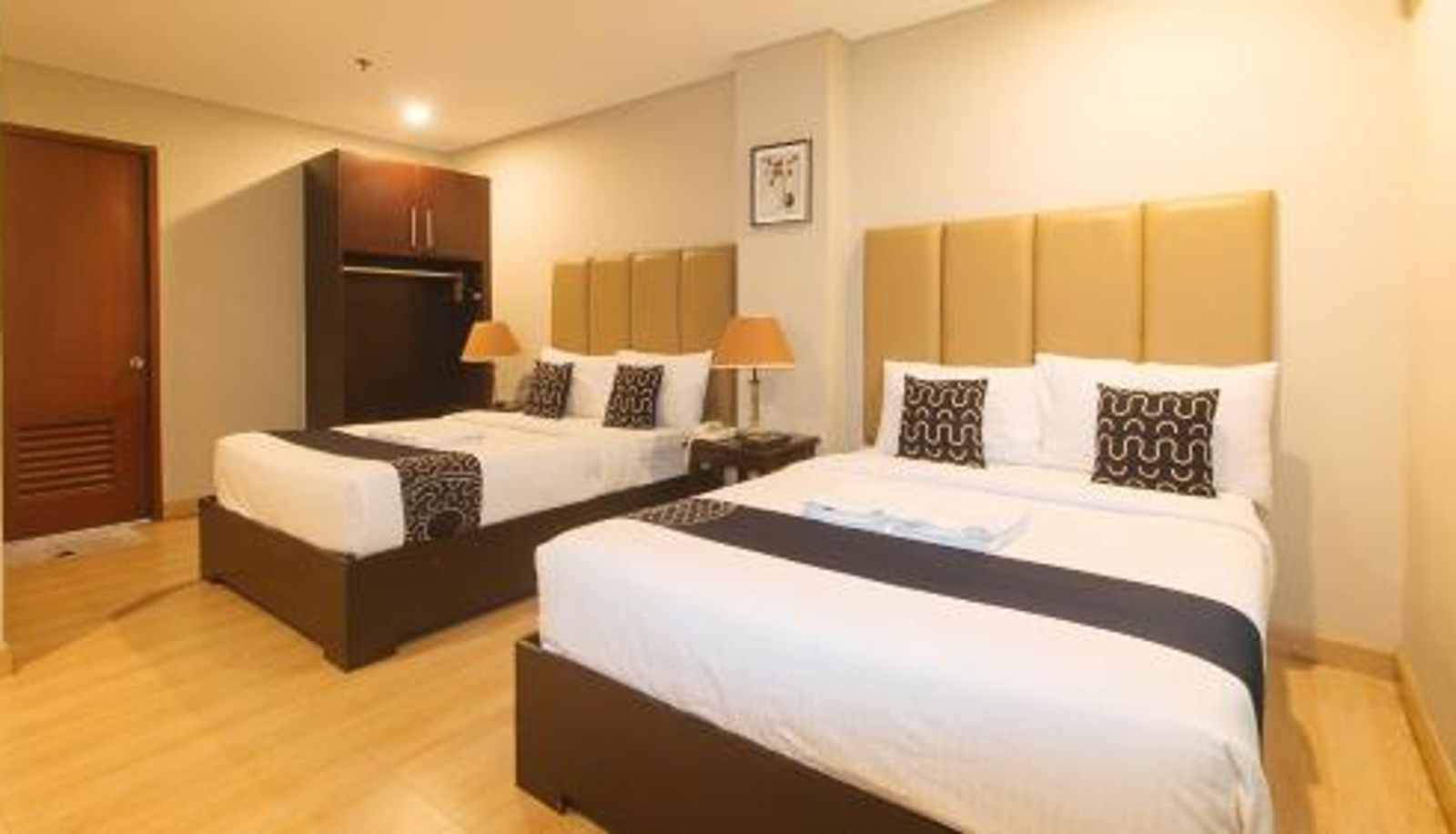 Info - Asrodel Hotel RedPartner