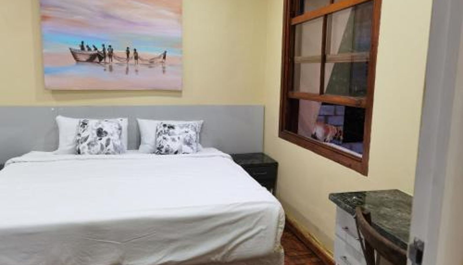 Apartment - Gem of Manor drive