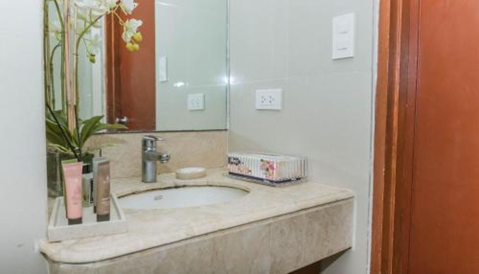 Badezimmer - La Fiesta Hotel