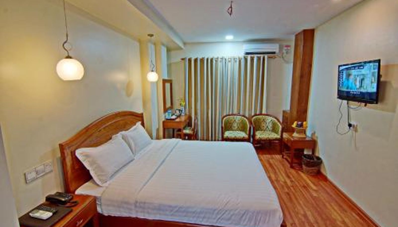 Zimmer - Royal Pearl Hotel
