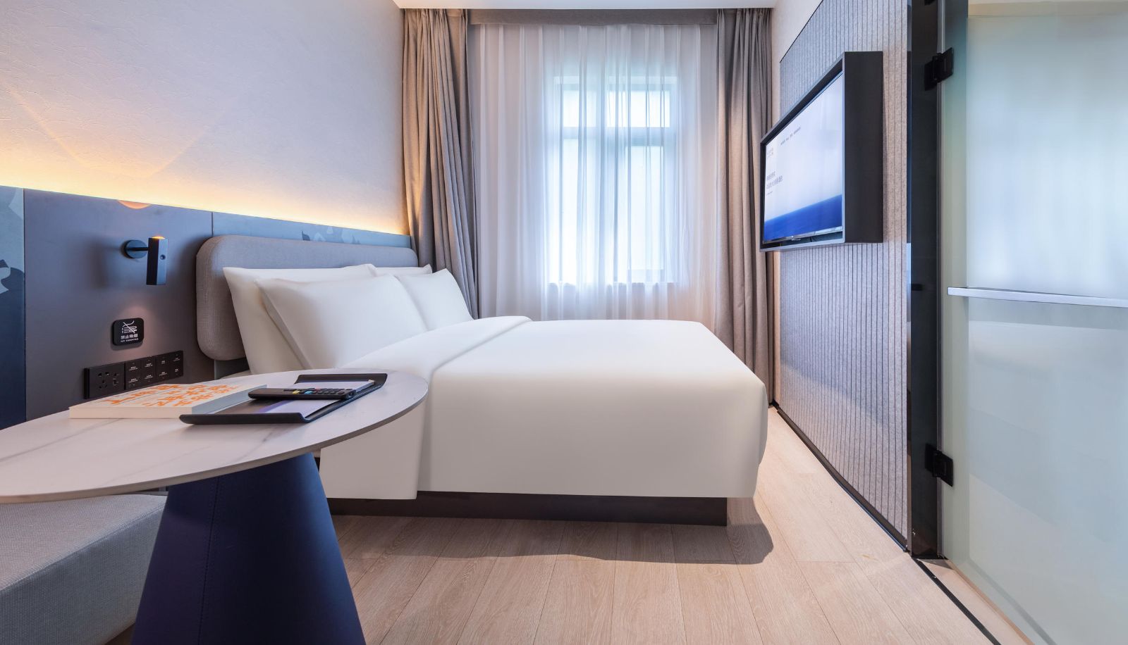 Chambre - Tianjin Fifth Avenue Xiaobailou Subway Station Qingju Hotel