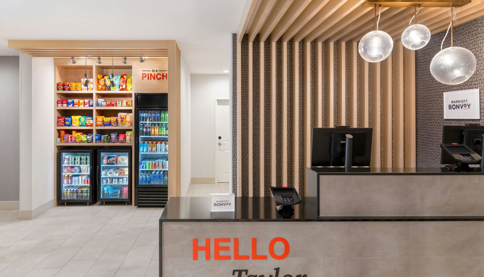 Hall - TownePlace Suites by Marriott Detroit Taylor