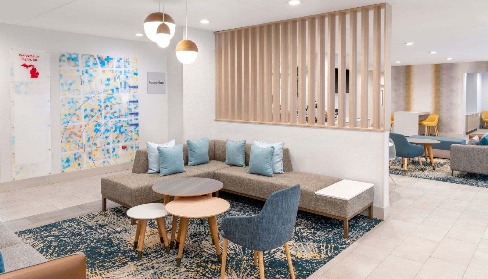 Hall - TownePlace Suites by Marriott Detroit Taylor