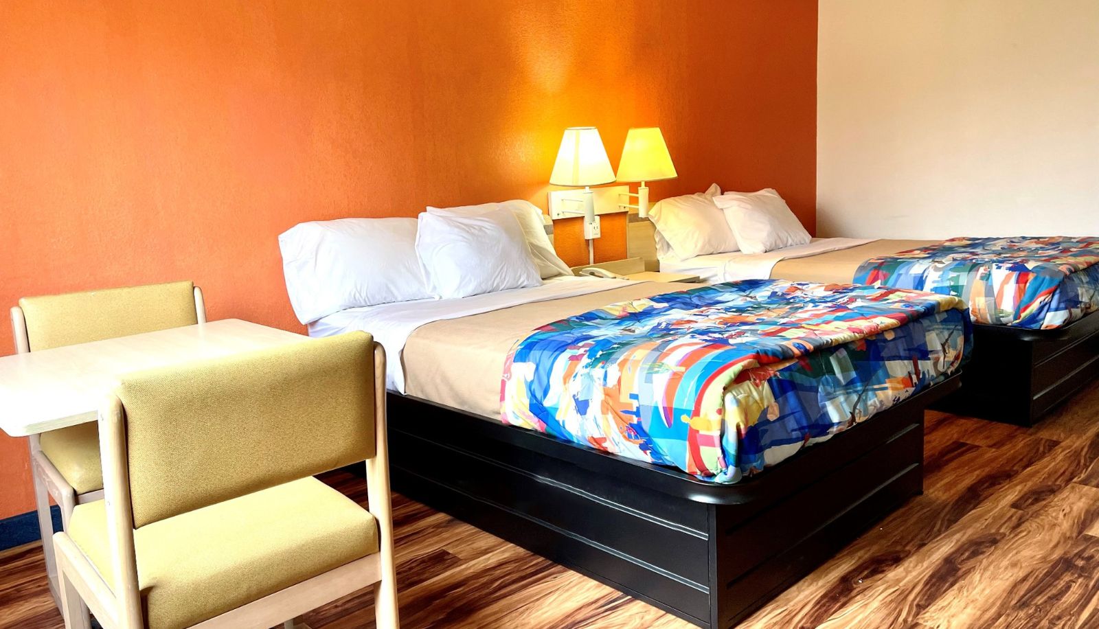 Zimmer - Red Carpet Inn Gibbstown NJ