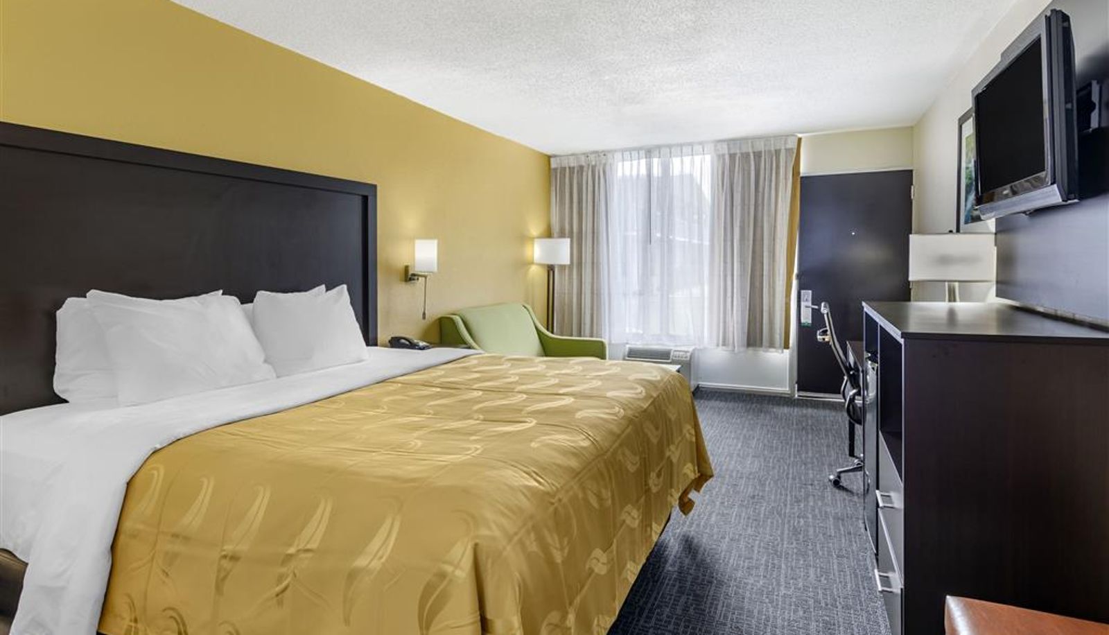 Room - Quality Inn Verona - Staunton North