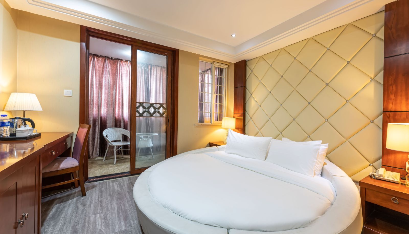 Info - Yilai Nanjing youfangqiao Subway Station Hotel