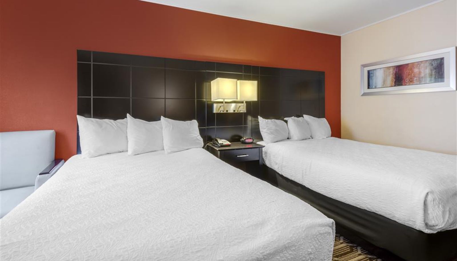 Camera - Best Western Plus Poconos Hotel