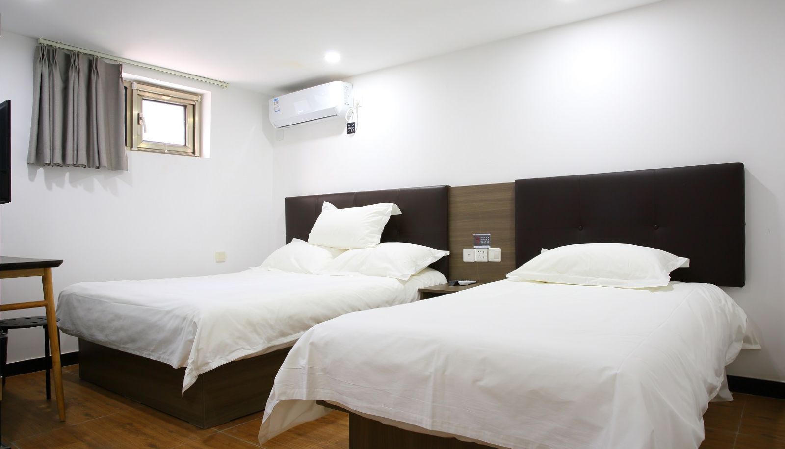 Camera - Haiyou Beijing Jintai Road Subway Station Hotel