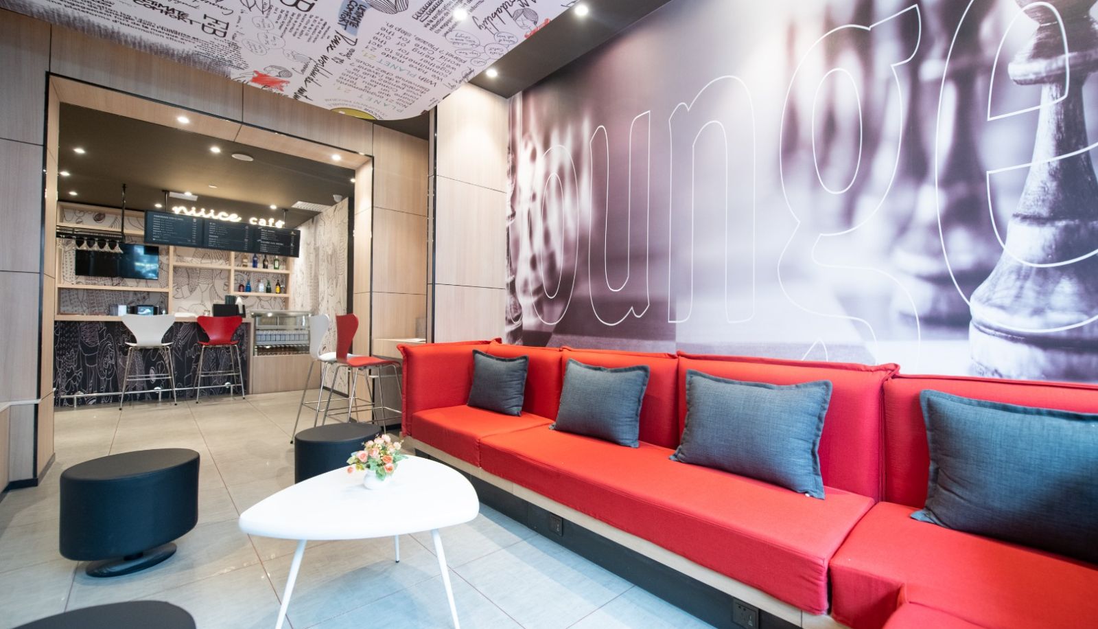 Area esterna dell'hotel - Ibis Urumqi friendship Mingyuan Hotel