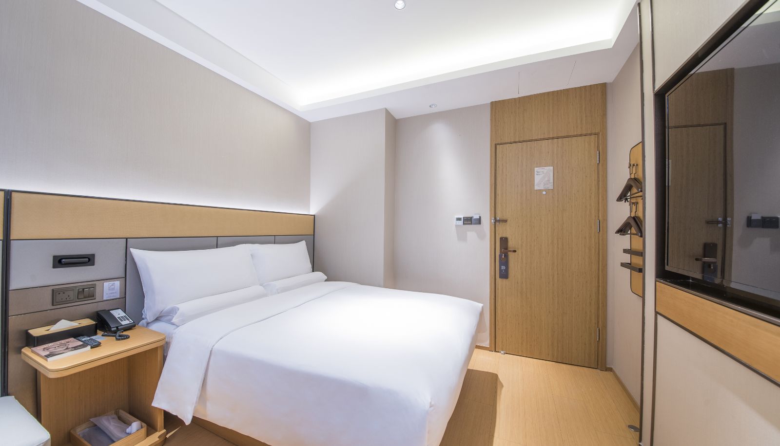 Room - Weihai Road Hotel Shanghai People's Square