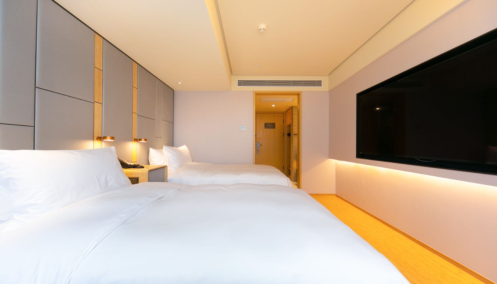Camera - Xi'an longshouyuan Subway Station Hotel