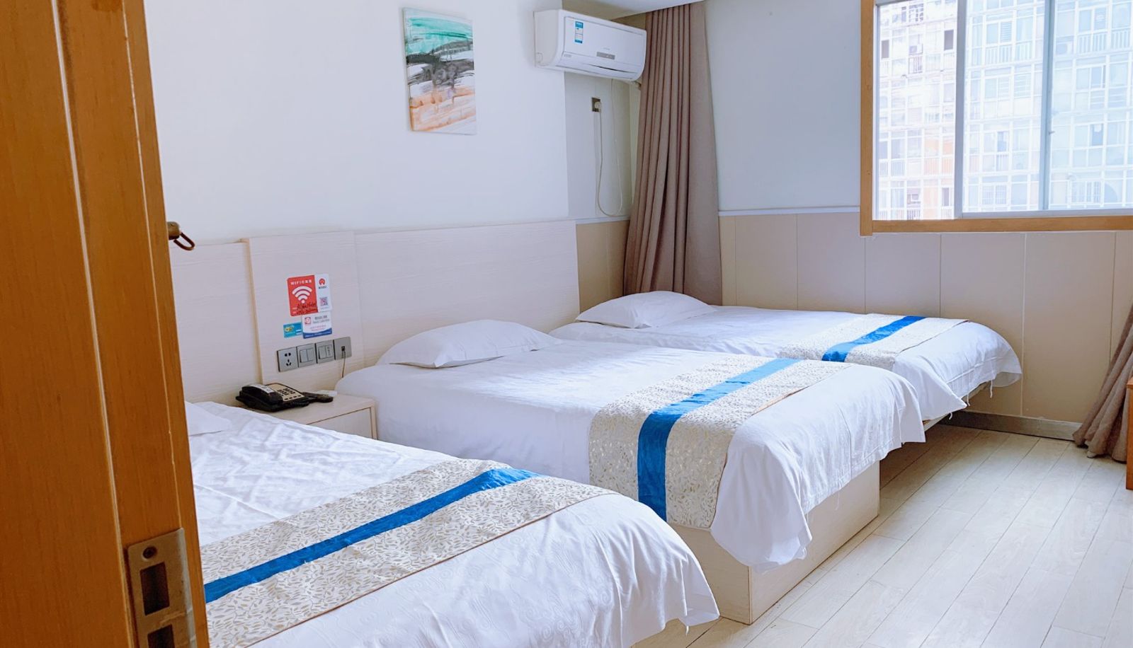 Kamer - Yilai Shangrao Central Plaza Pedestrian Street Hotel
