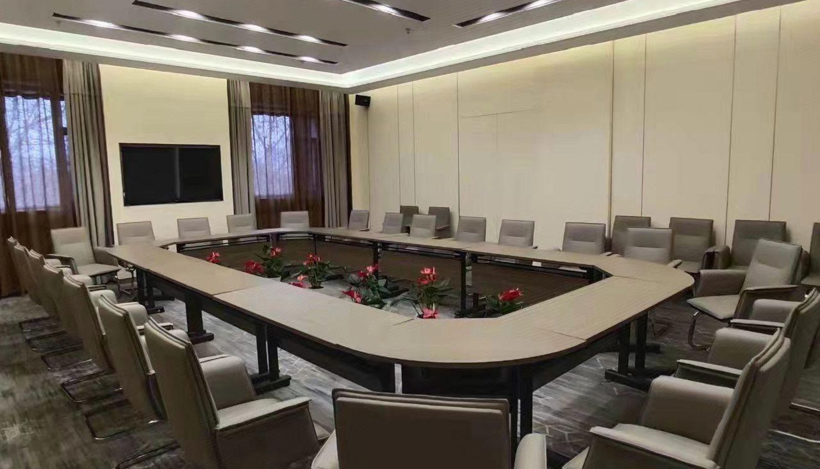 Zona exterior del hotel - Yili Huacheng Hotel
